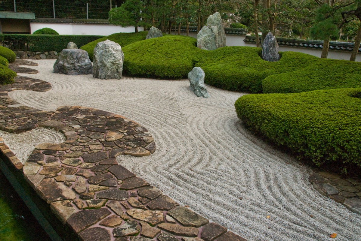 about-landscaping-in-natural-stone